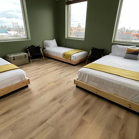 Zenith Basecamp Hostel Дълут Екстериор снимка